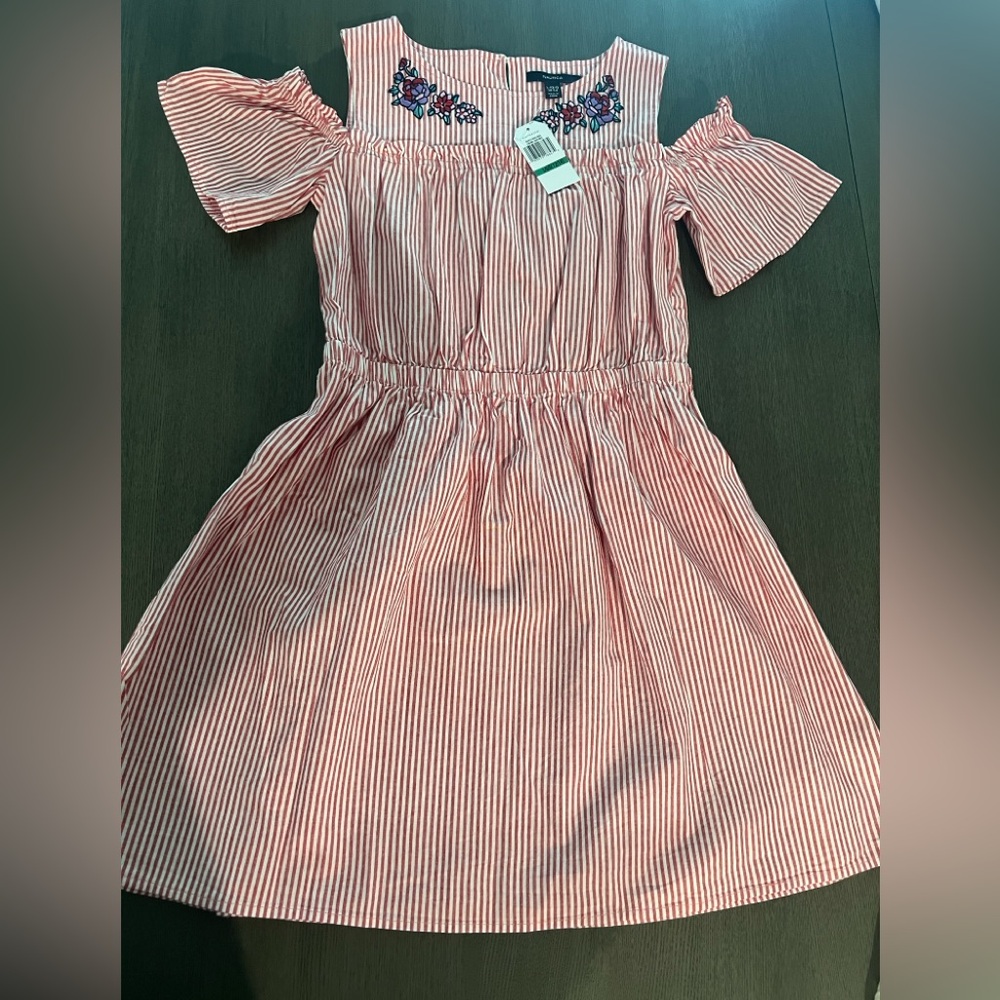 Nautica dress for girl size Large 12/14. 100% cotton
